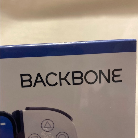 NIB-Backbone One - PlayStation®Edition - Lightning (2nd gen) - Picture 3 of 8